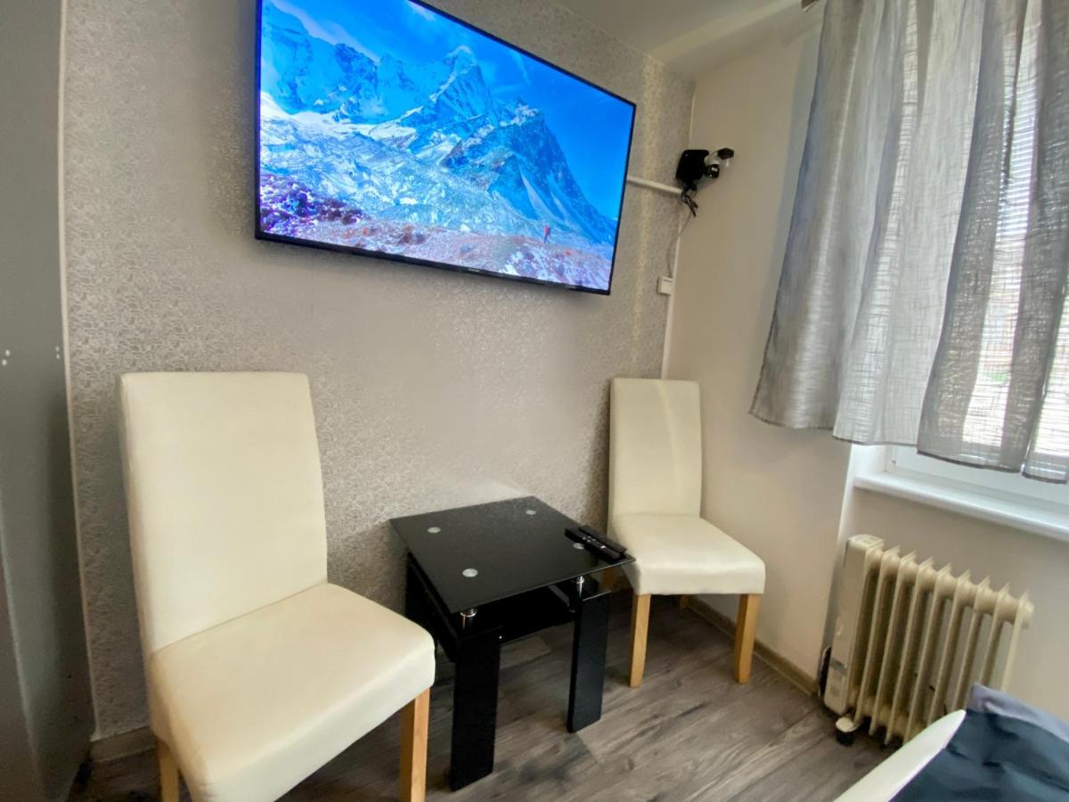 24 Hour-Self Check-In Apartment Namestie Svaeteho Egidia Poprad Ngoại thất bức ảnh