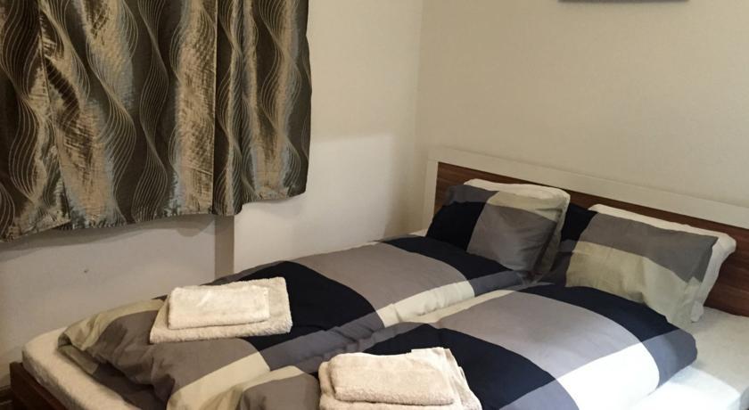 24 Hour-Self Check-In Apartment Namestie Svaeteho Egidia Poprad Phòng bức ảnh